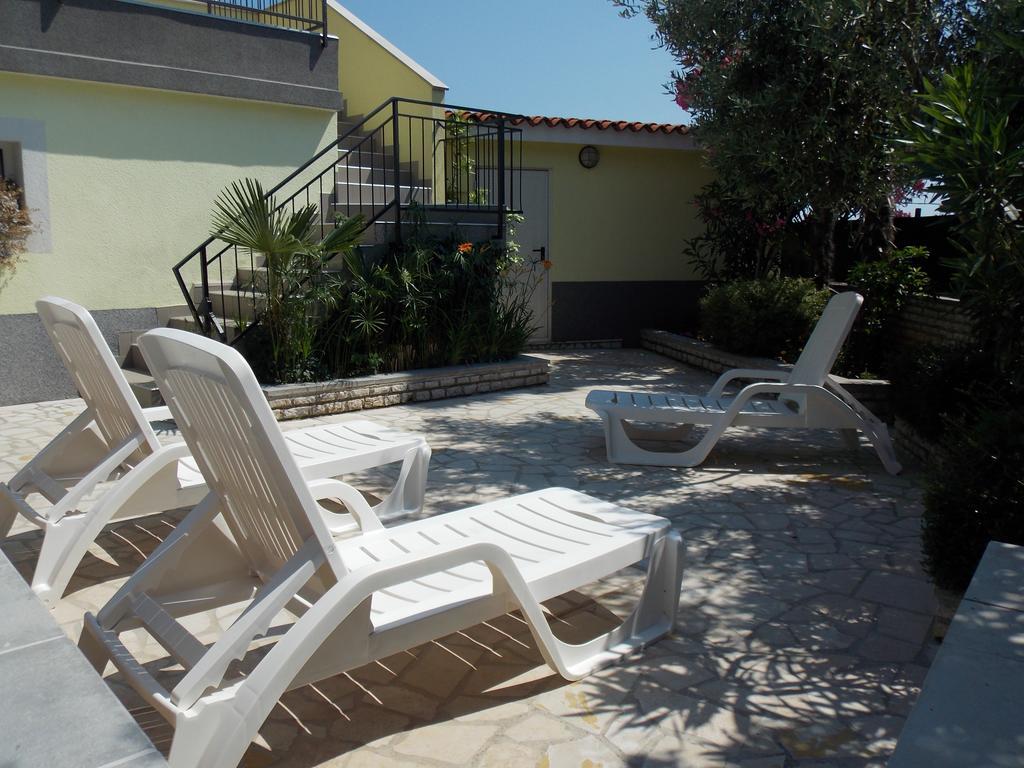 Aurelia Apartment Ližnjan Exterior foto